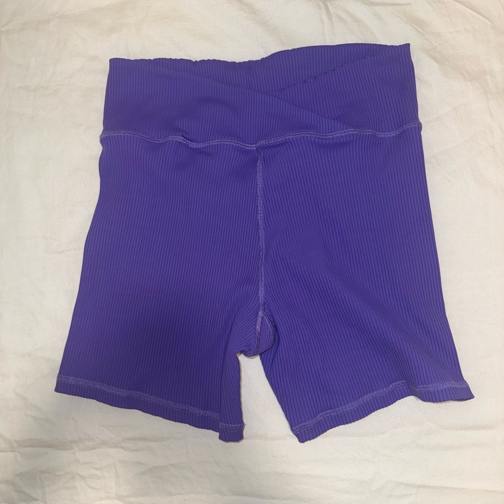 Strut This crossover purple biker shorts